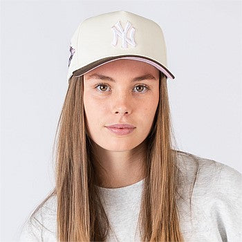 New Era 9Forty A-Frame MLB Neapolitan New York Yankees 100 Year Anniversary