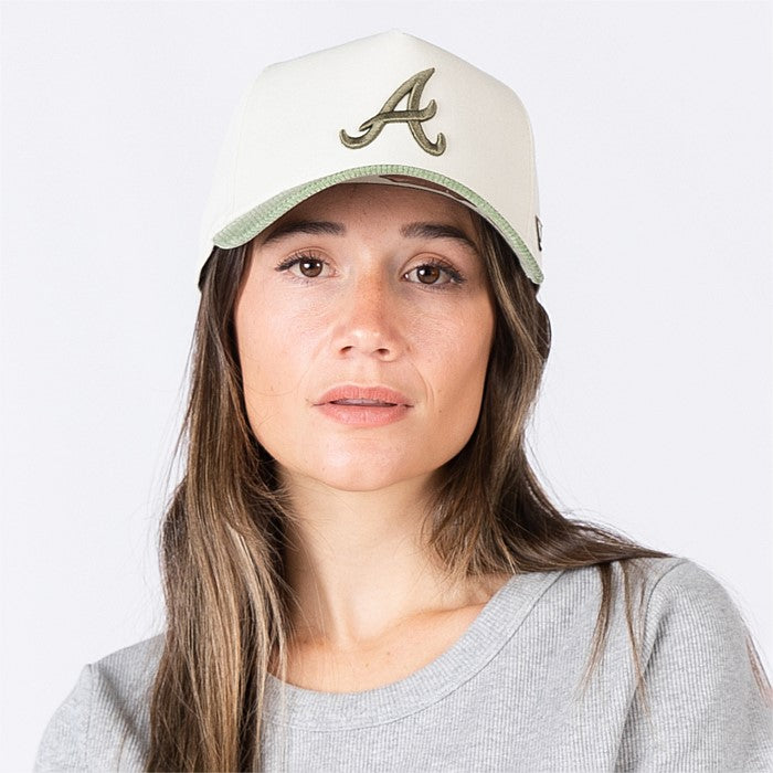 New Era 9Forty A-Frame MLB Atlanta Braves Chrome Olive