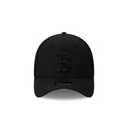 New Era 39Thirty MLB Black on Black Boston Red Sox