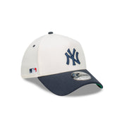 New Era 39Thirty A-Frame MLB Cut N Paste New York Yankees Chrome White