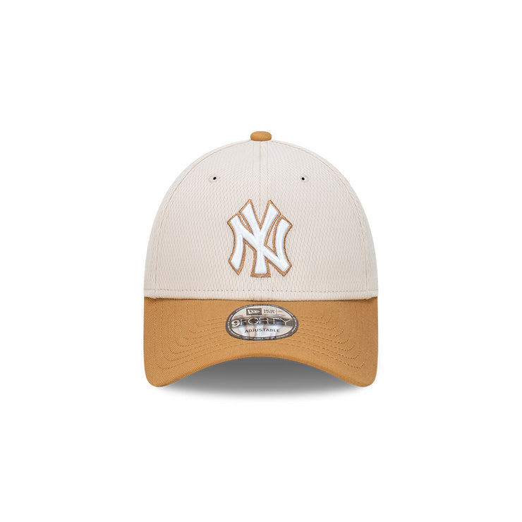 New Era 9Forty Clothstrap MLB Dashmark 2-Tone Wheat New York Yankees