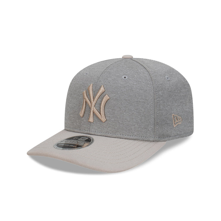 New Era 9Seventy MLB Shadow Tech Grey 2-Tone New York Yankees