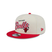 New Era 9Fifty NBA 2-Tone Script Chicago Bulls Chrome White