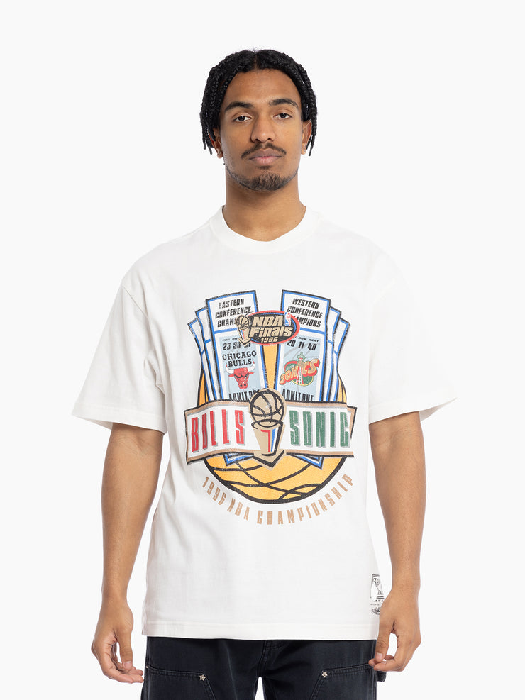 Mitchell & Ness NBA Finals Tee Chicago Bulls Seattle Supersonics Vintage White