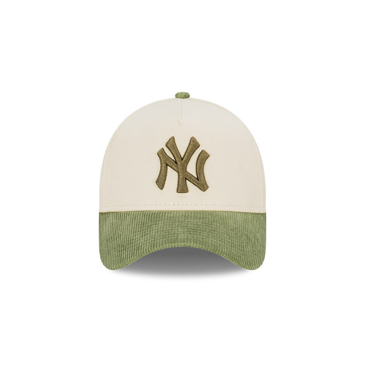 New Era 9Forty A-Frame MLB New York Yankees Chrome Olive