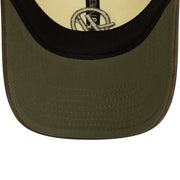 New Era 9Twenty F1 HAAS Team Seasonal White Olive