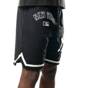 New Era MLB Higher Grade Basketball Shorts New York Yankees Black