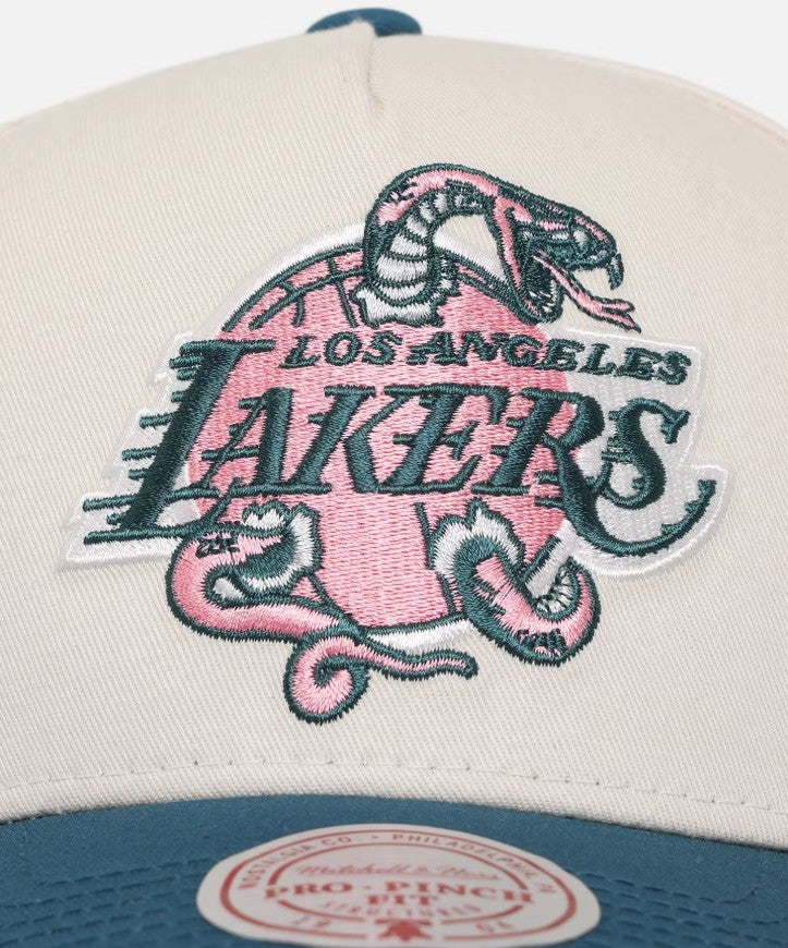 Mitchell & Ness NBA Pro Pinch Deep Emerald Los Angeles Lakers Off White